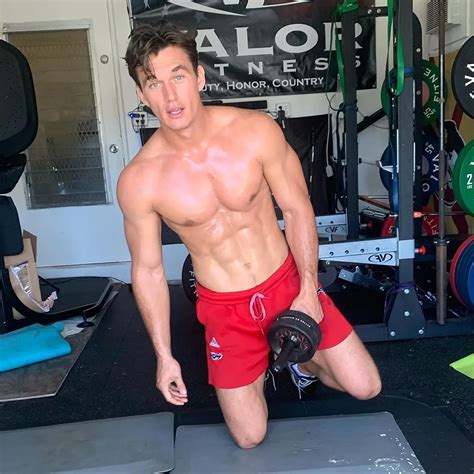 tyler cameron nude|Reality TV Star Tyler Cameron Announces OnlyFans with a。